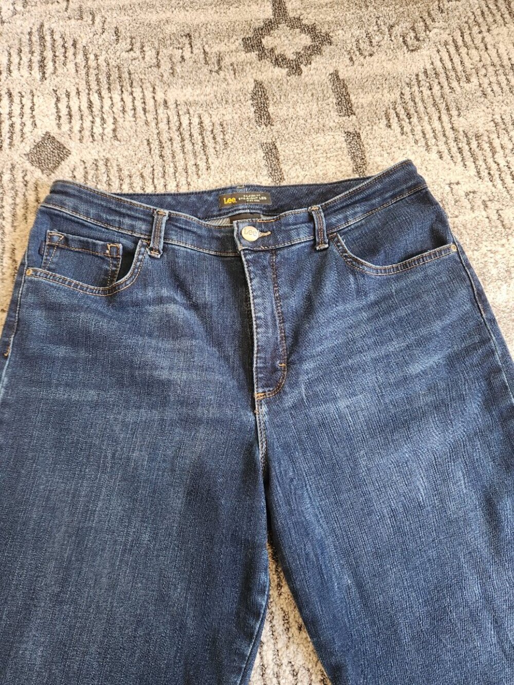 LEE HIGH RISE STRAIGHT LEG.JEANS - Picture 2 of 10